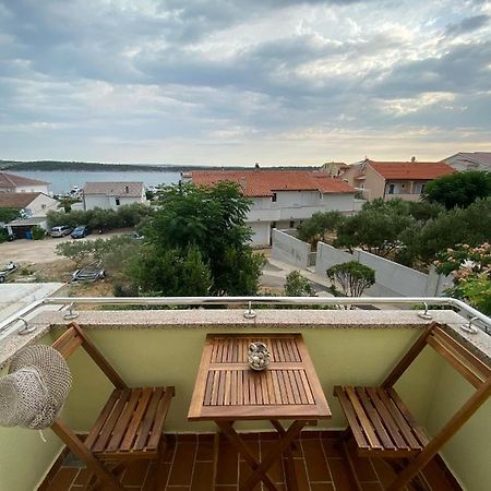 Apartmani Begic 1 I 2 Barbat na Rabu Esterno foto