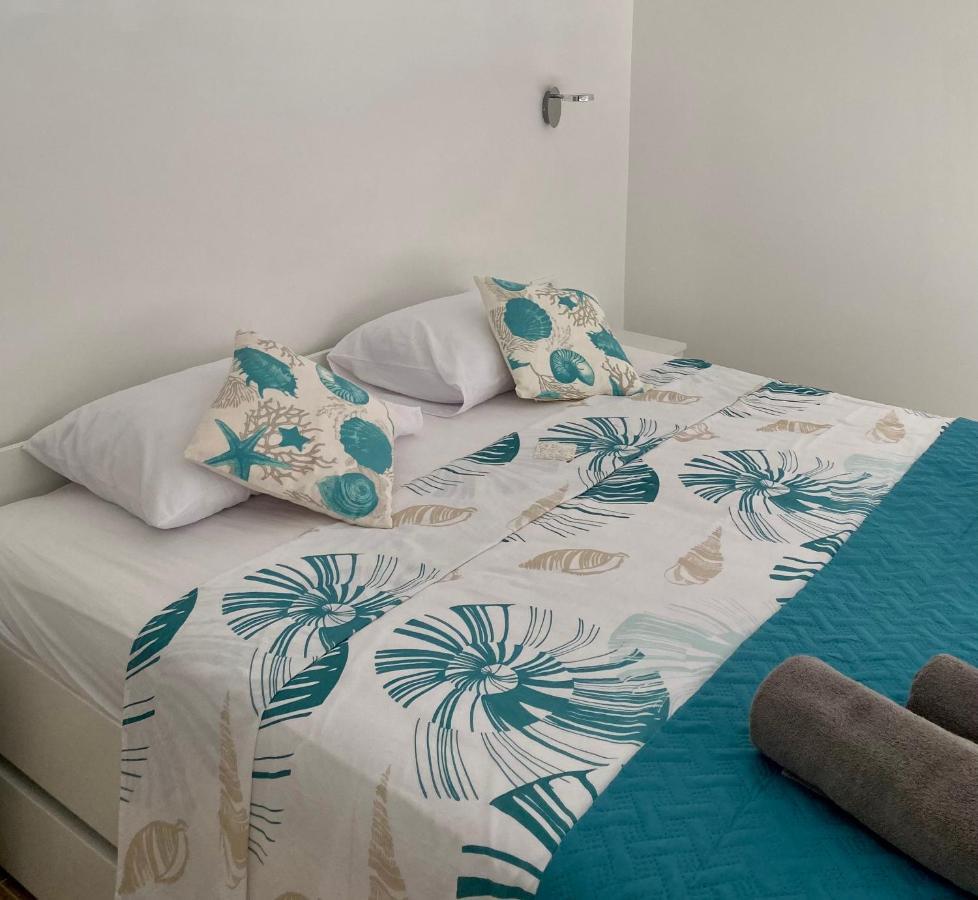 Apartmani Begic 1 I 2 Barbat na Rabu Esterno foto