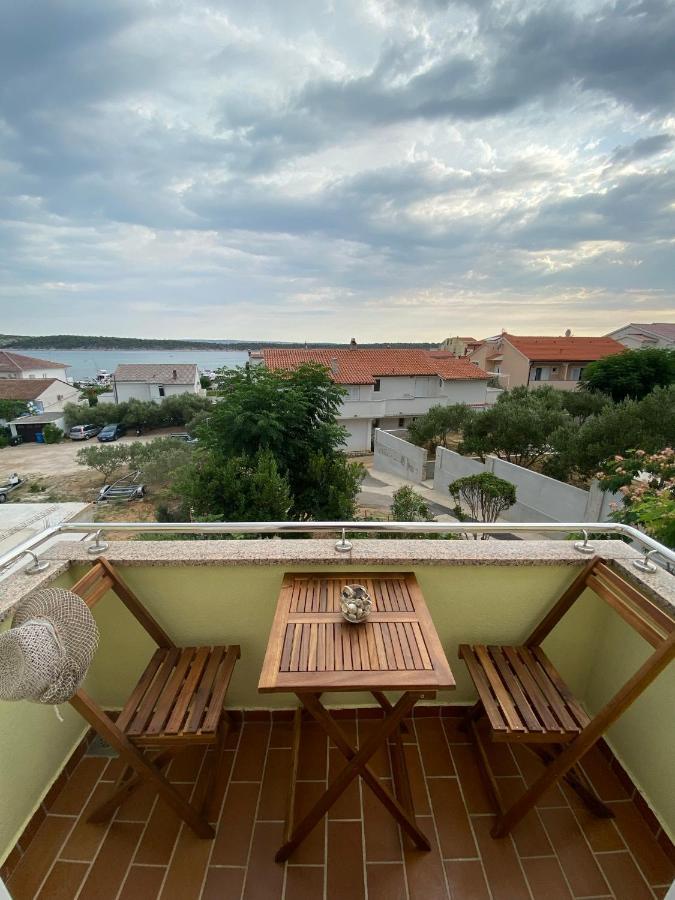 Apartmani Begic 1 I 2 Barbat na Rabu Esterno foto
